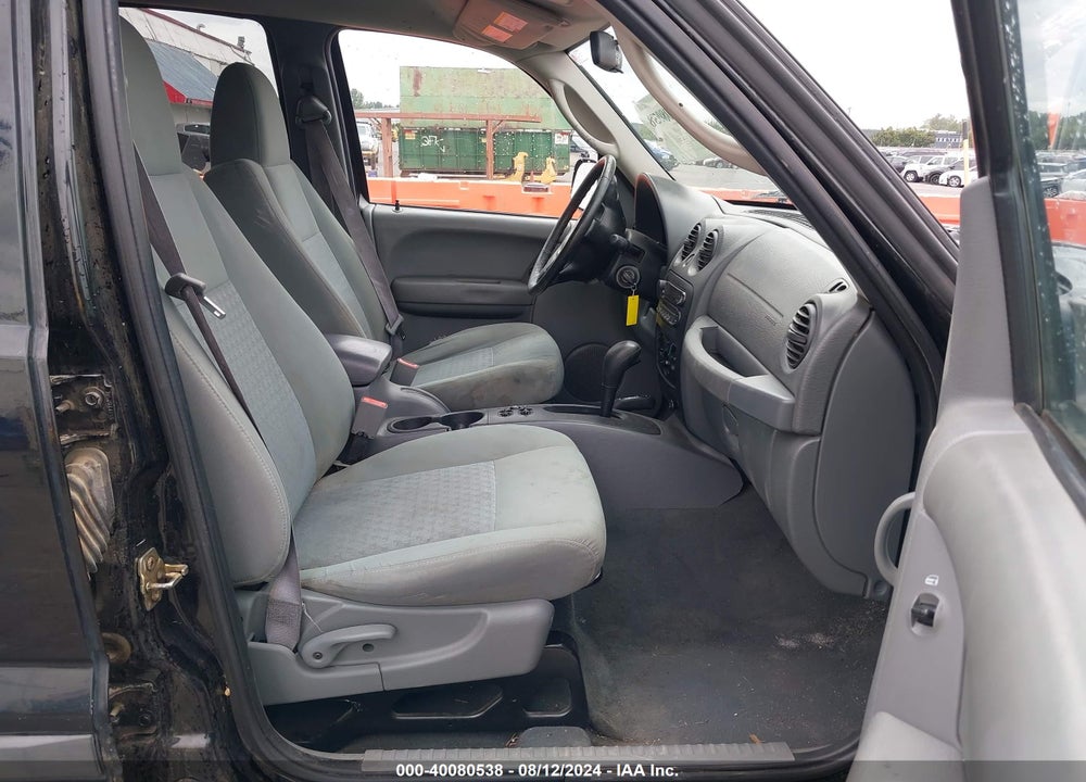 2007 JEEP LIBERTY SPORT VIN: 1J4GL48K47W529634