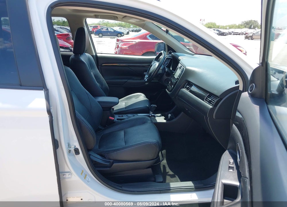 2016 MITSUBISHI OUTLANDER SEL VIN: JA4AD3A35GZ047494