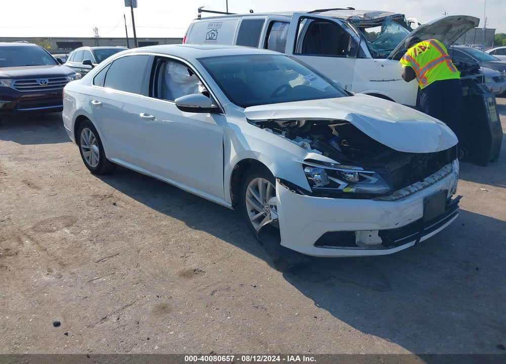 2018 VOLKSWAGEN PASSAT 2.0T SE VIN: 1VWBA7A35JC014612