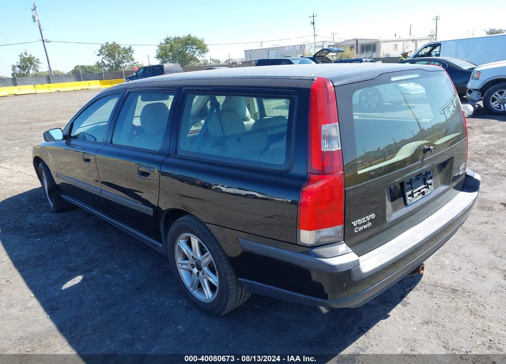 2004 VOLVO V70 2.5T VIN: YV1SW59V342402487
