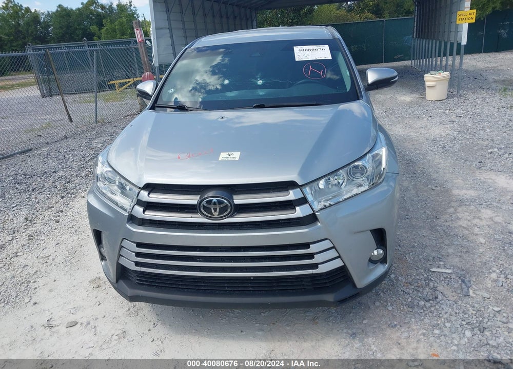 2019 TOYOTA HIGHLANDER LE PLUS VIN: 5TDZZRFH7KS365578