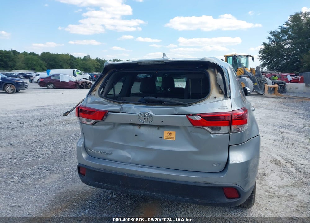 2019 TOYOTA HIGHLANDER LE PLUS VIN: 5TDZZRFH7KS365578