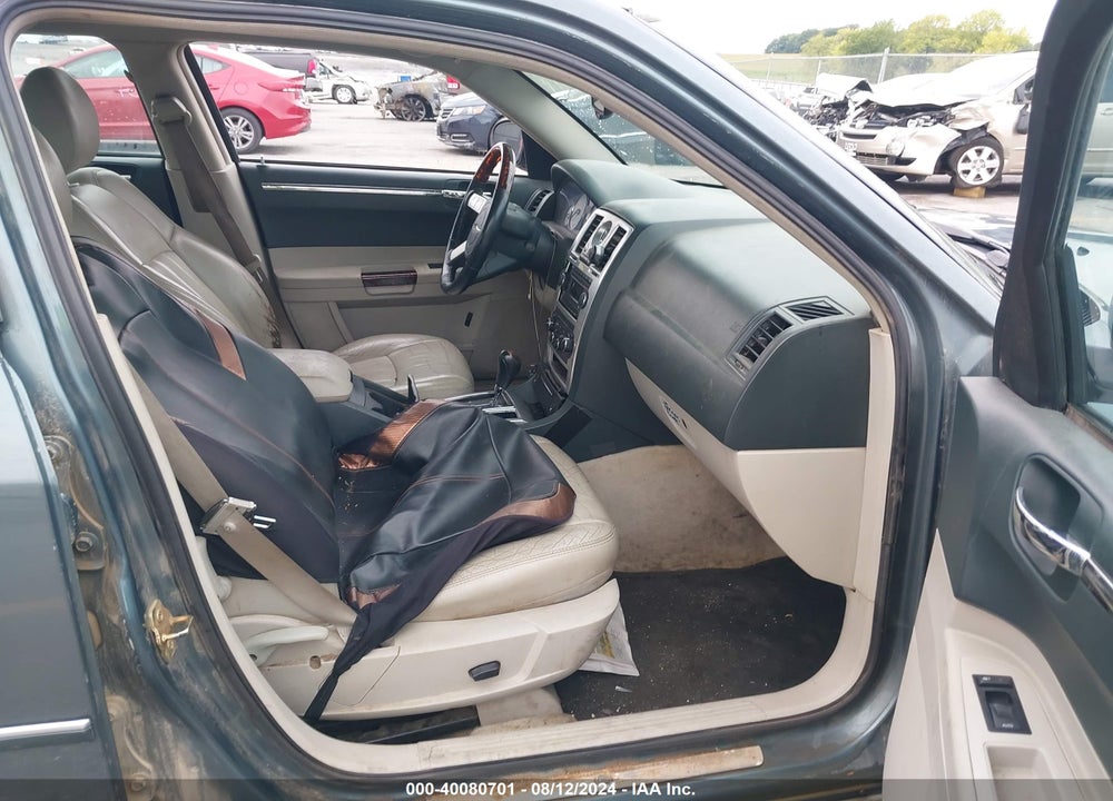 2005 CHRYSLER 300C VIN: 2C3JA63H05H111726