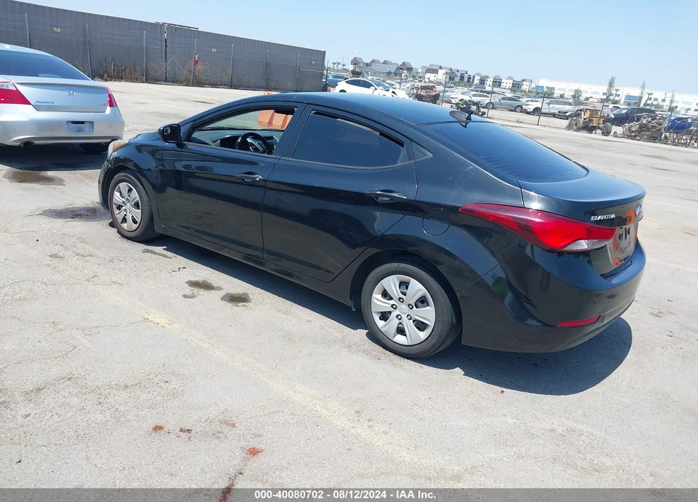 2016 HYUNDAI ELANTRA SE VIN: 5NPDH4AE9GH708207