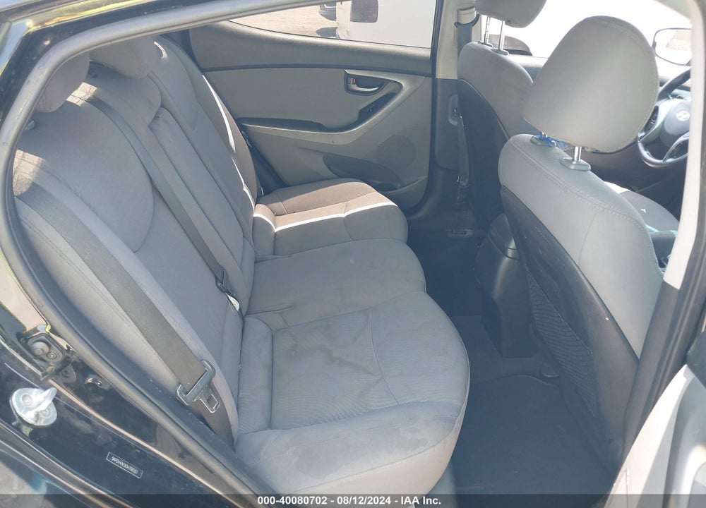 2016 HYUNDAI ELANTRA SE VIN: 5NPDH4AE9GH708207