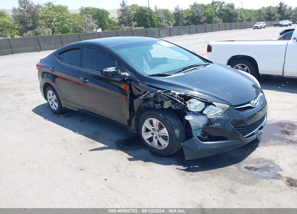 2016 HYUNDAI ELANTRA SE VIN: 5NPDH4AE9GH708207