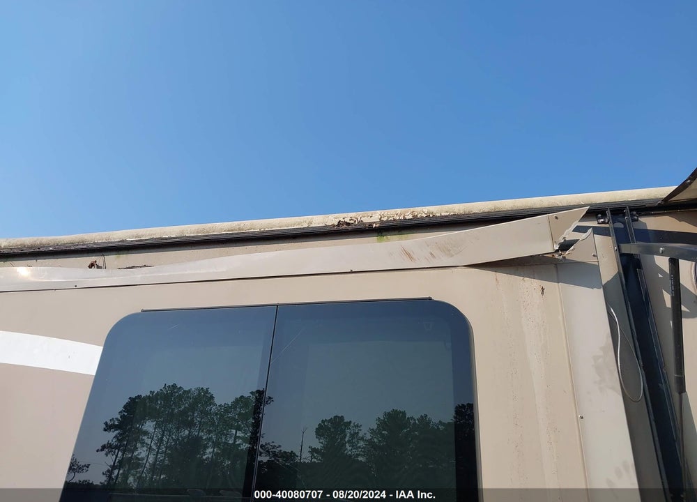2016 KEYSTONE COUGAR 303 VIN: 4YDT30R24GV501279
