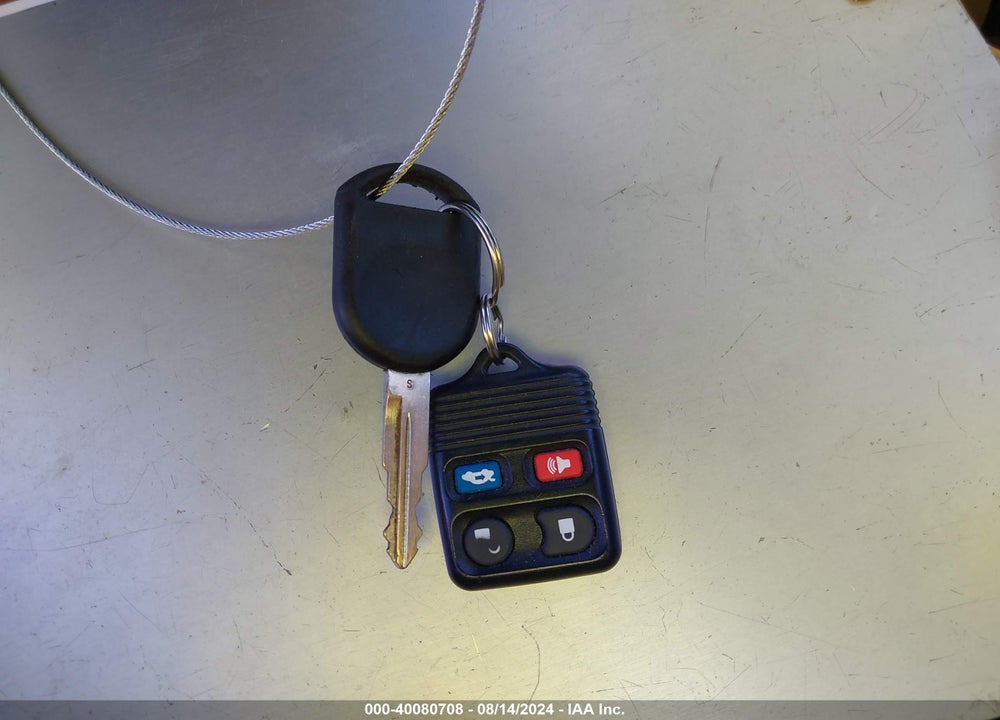 2002 FORD TAURUS SES VIN: 1FAFP55U82A167580