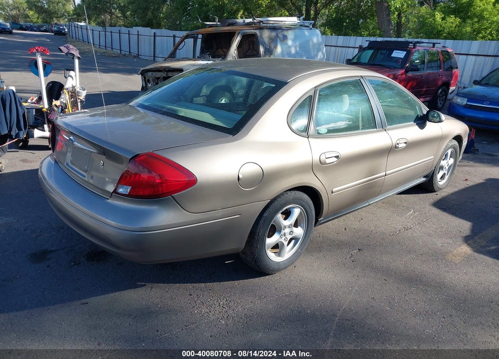 2002 FORD TAURUS SES VIN: 1FAFP55U82A167580