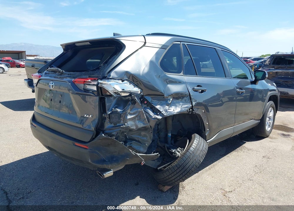 2019 TOYOTA RAV4 XLE VIN: JTMW1RFV8KD507657