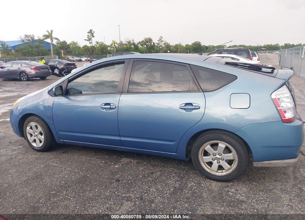 2008 TOYOTA PRIUS VIN: JTDKB20U887706427