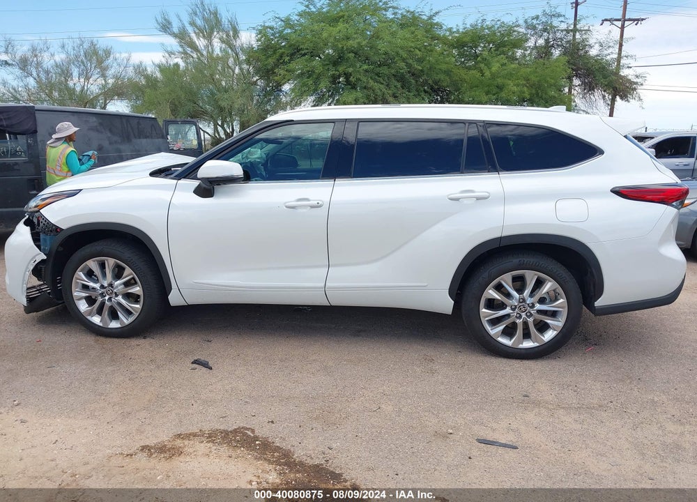 2022 TOYOTA HIGHLANDER HYBRID LIMITED VIN: 5TDYARAH3NS510386