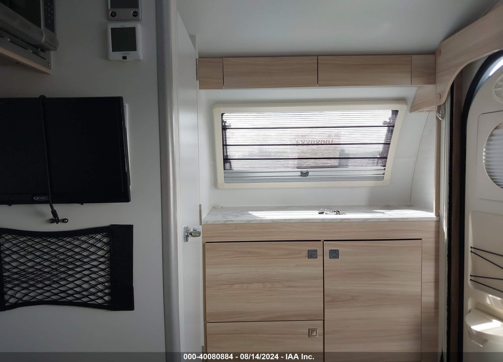 2024 NUCAMP T@B VIN: 57HTB15S0RS005968