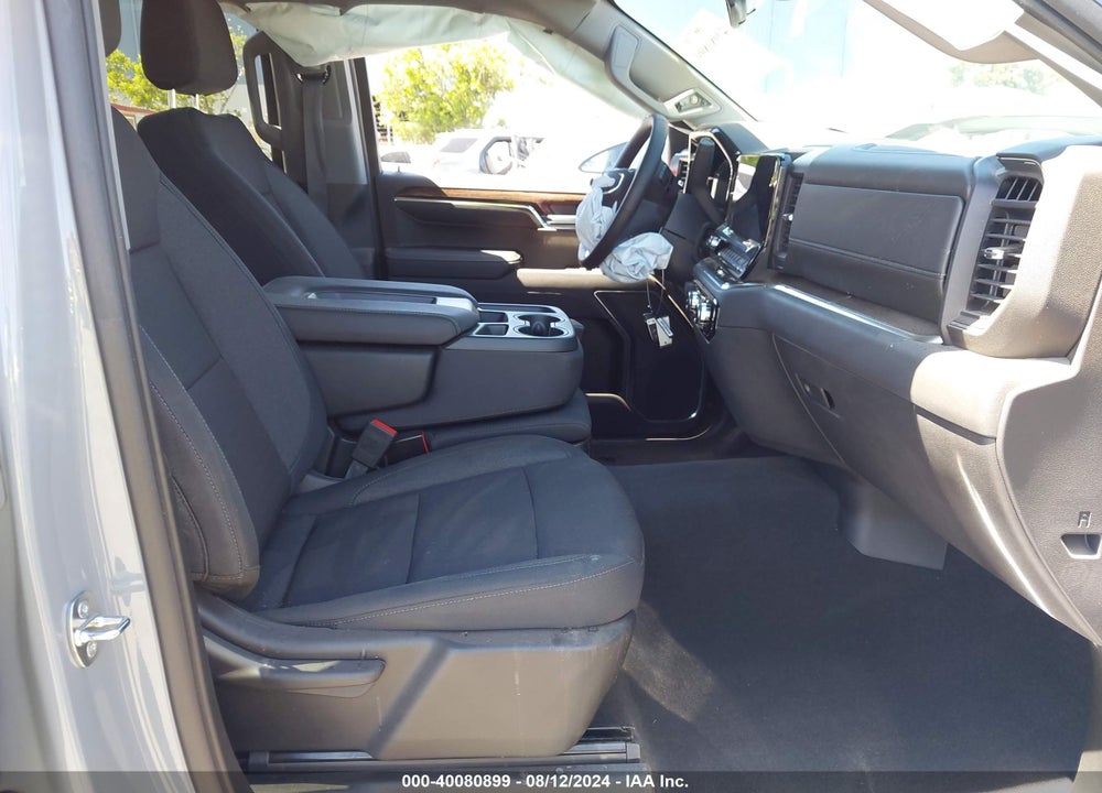 2024 GMC SIERRA 1500 2WD SHORT BOX SLE VIN: 3GTPHBEK7RG237560