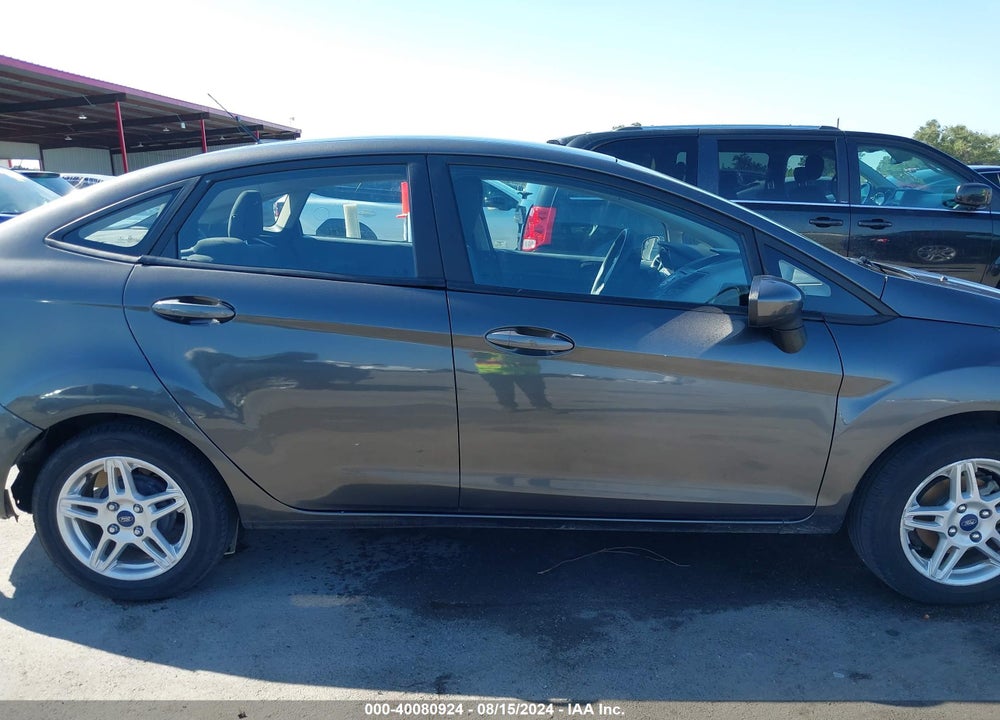 2018 FORD FIESTA SE VIN: 3FADP4BJ0JM130164