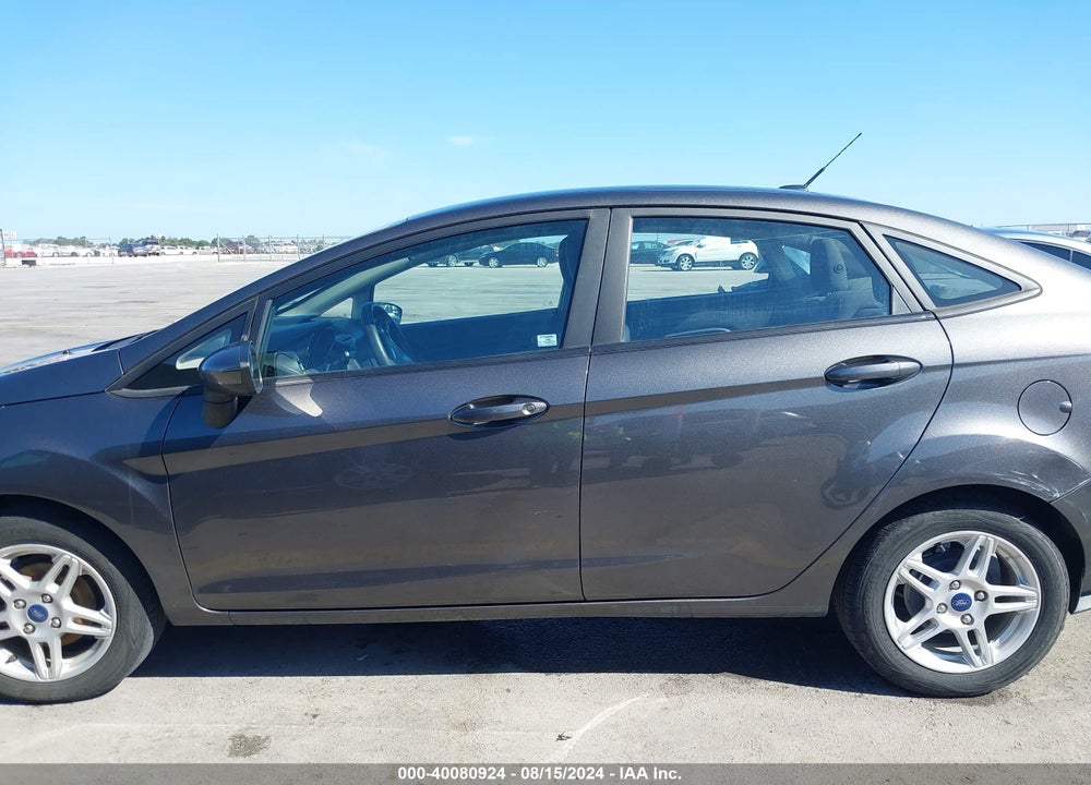 2018 FORD FIESTA SE VIN: 3FADP4BJ0JM130164