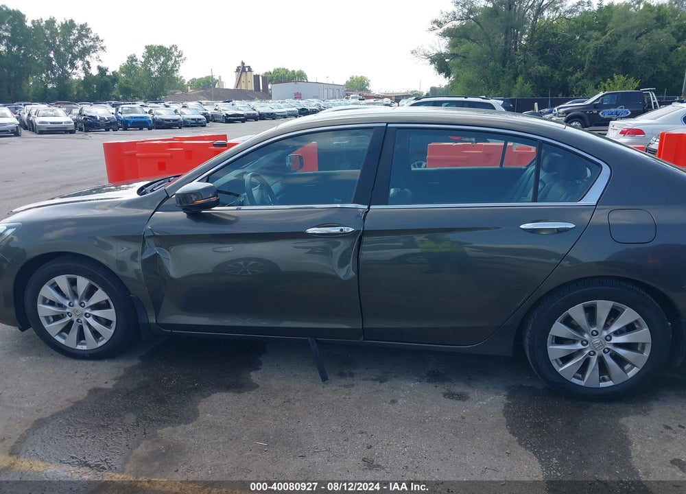 2015 HONDA ACCORD EX-L VIN: 1HGCR2F82FA108409