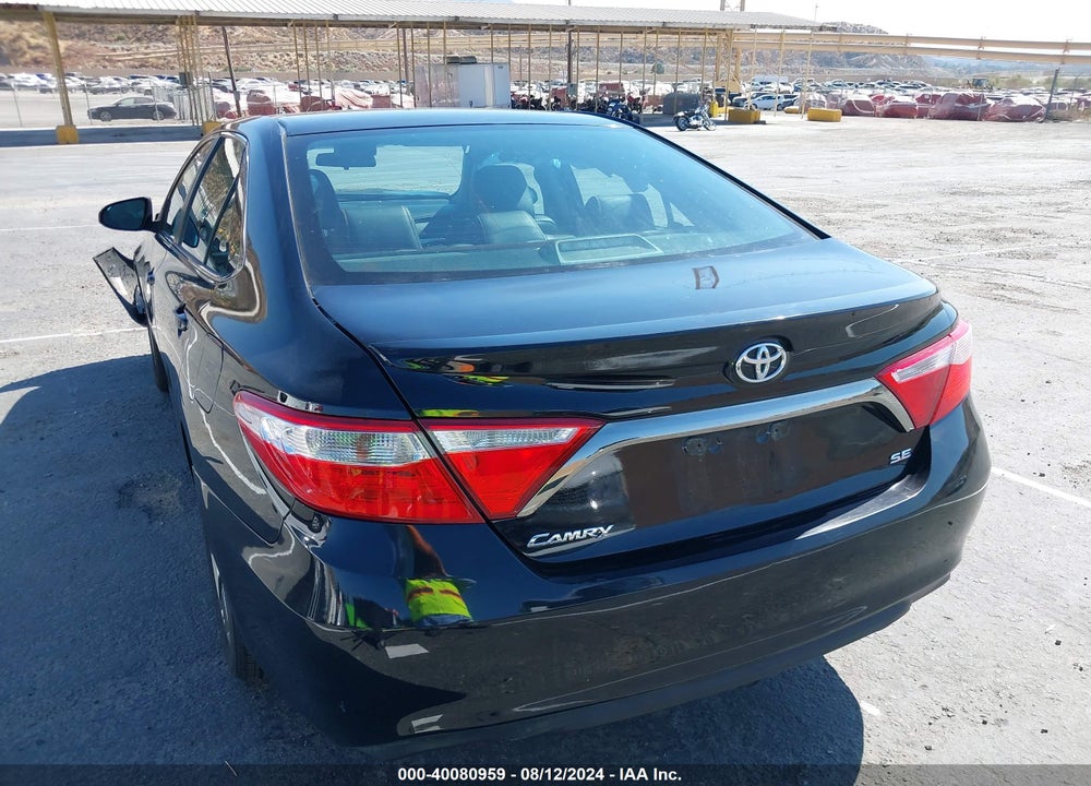 2015 TOYOTA CAMRY SE VIN: 4T1BF1FKXFU075856