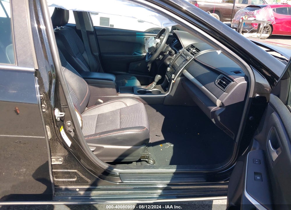 2015 TOYOTA CAMRY SE VIN: 4T1BF1FKXFU075856