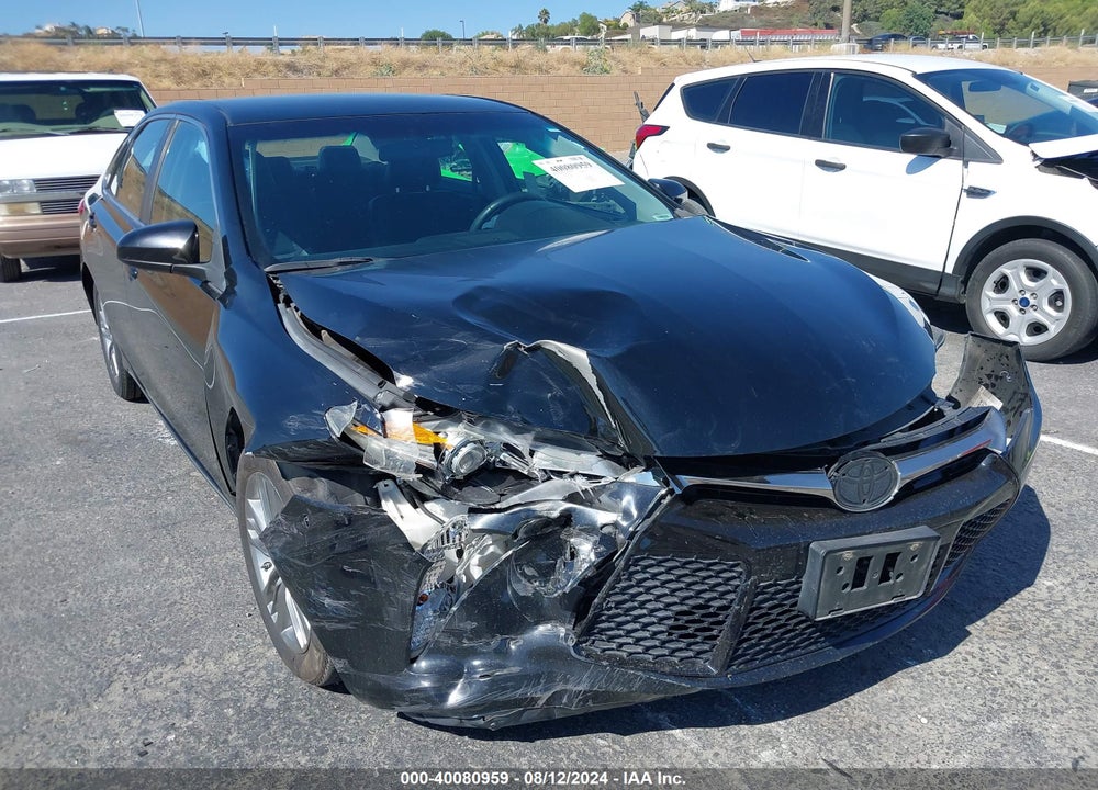2015 TOYOTA CAMRY SE VIN: 4T1BF1FKXFU075856