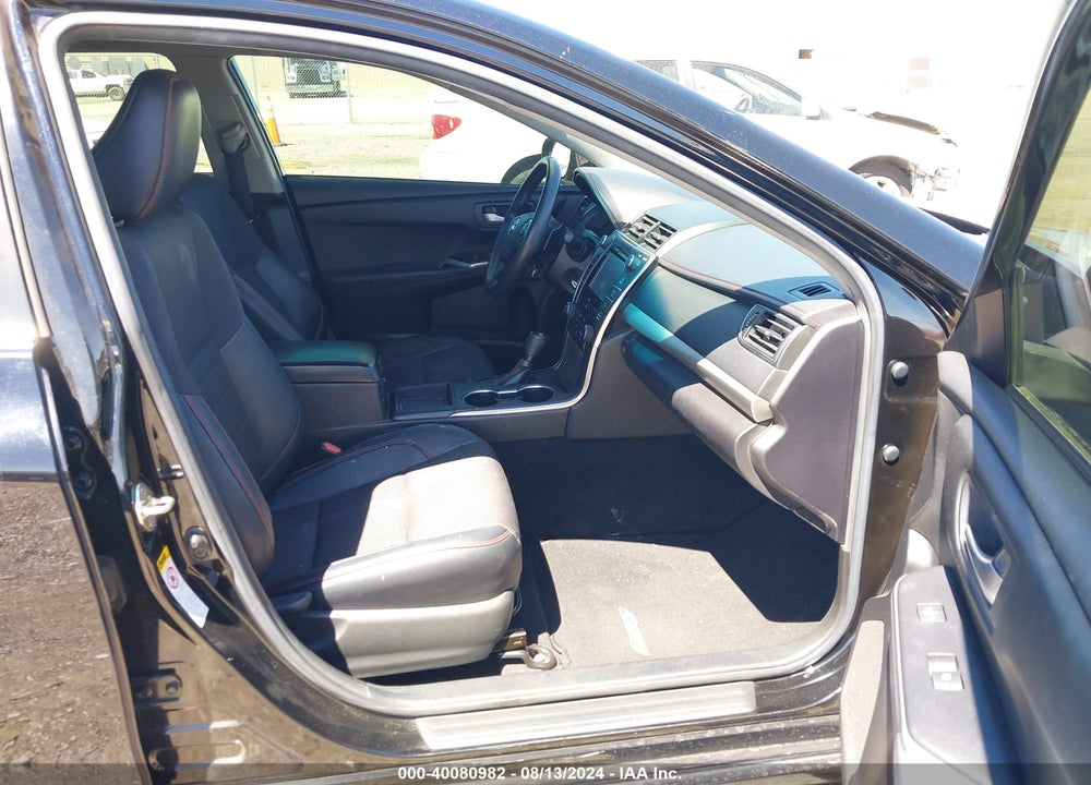 2016 TOYOTA CAMRY SE VIN: 4T1BF1FK6GU245440