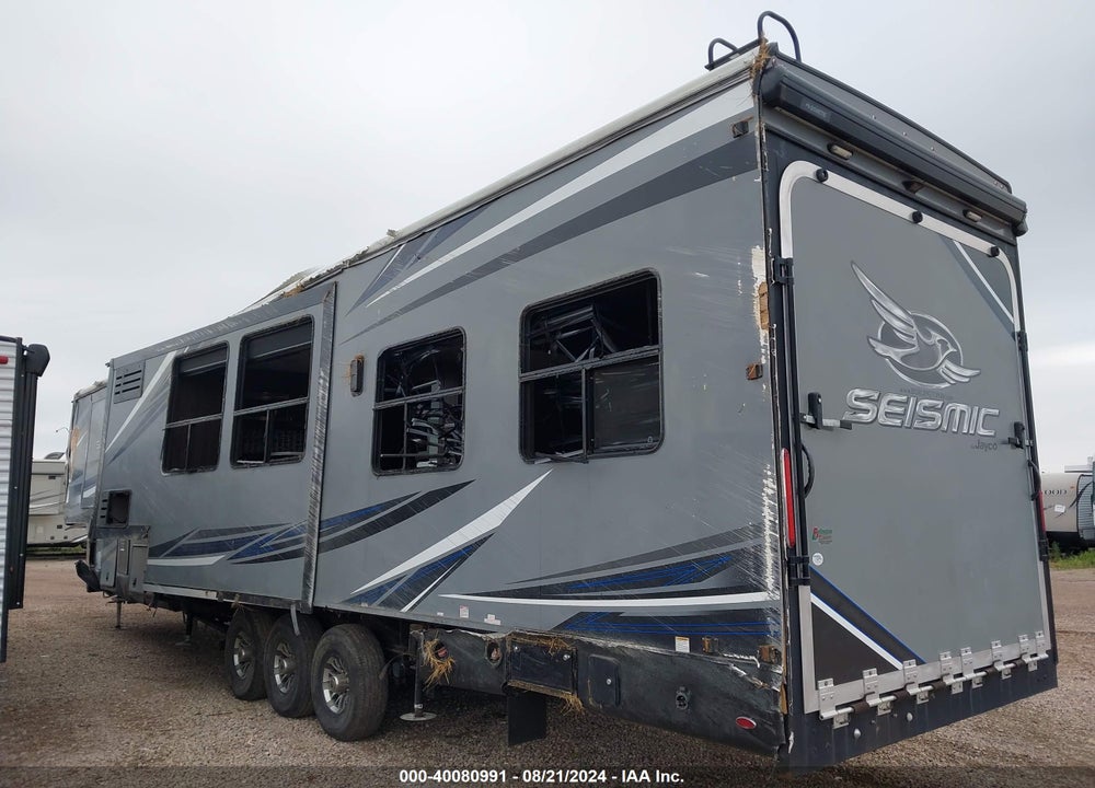 2019 JAYCO SEISMIC 4013 VIN: 1UJCJSCV8K19S0081