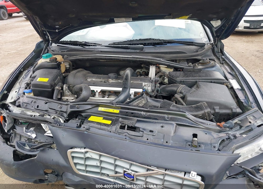 2003 VOLVO XC70 2.5T VIN: YV1SZ59H531103895