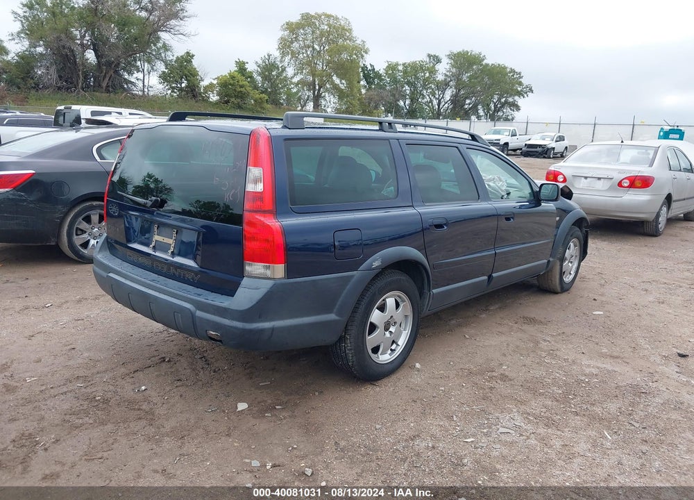 2003 VOLVO XC70 2.5T VIN: YV1SZ59H531103895