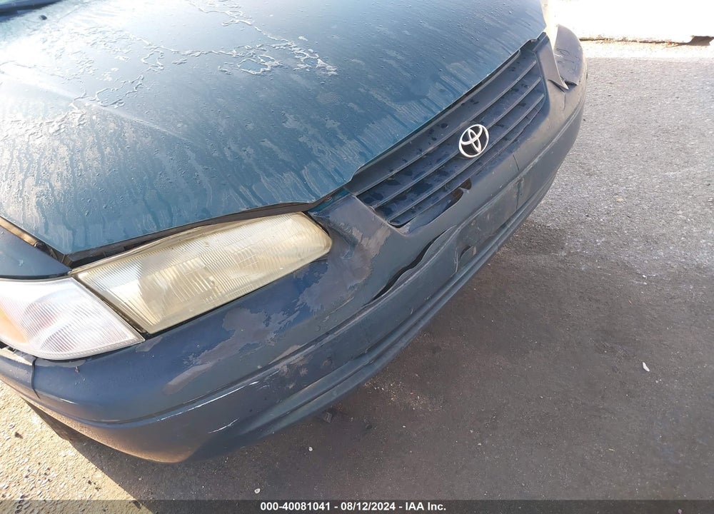 1997 TOYOTA CAMRY VIN: JT2BG22K7V0089581