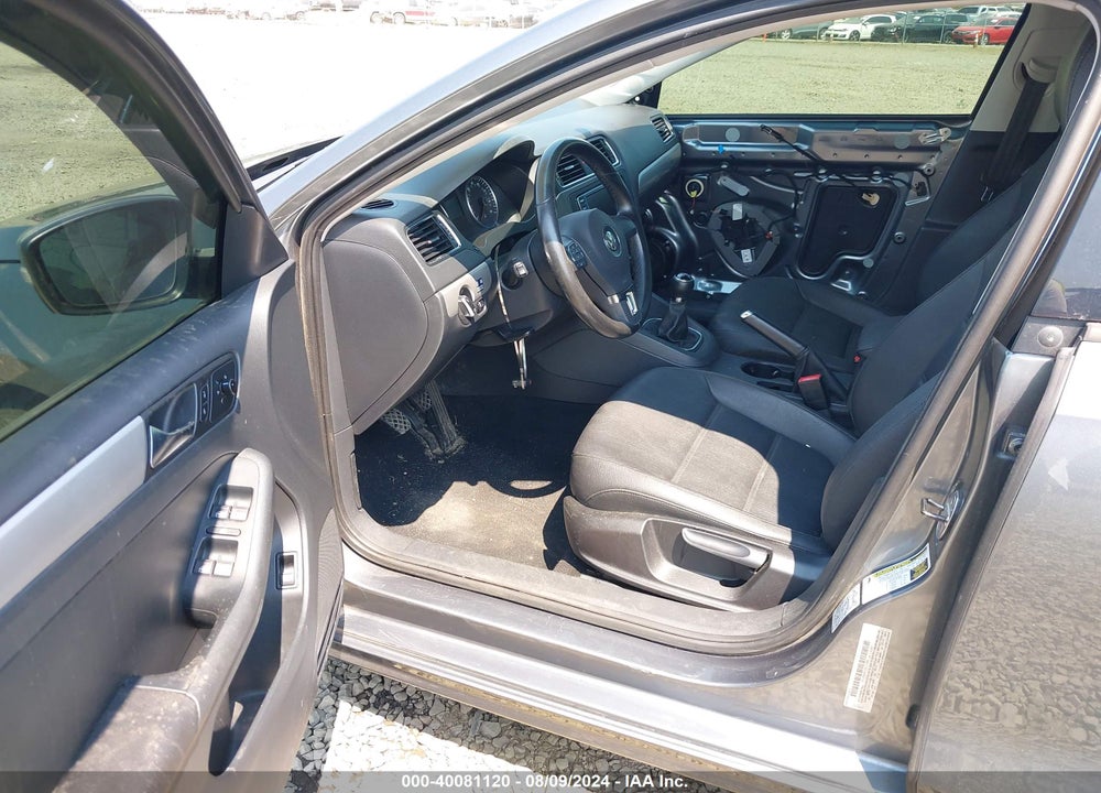 2012 VOLKSWAGEN JETTA 2.0L TDI VIN: 3VW3L7AJ0CM011759