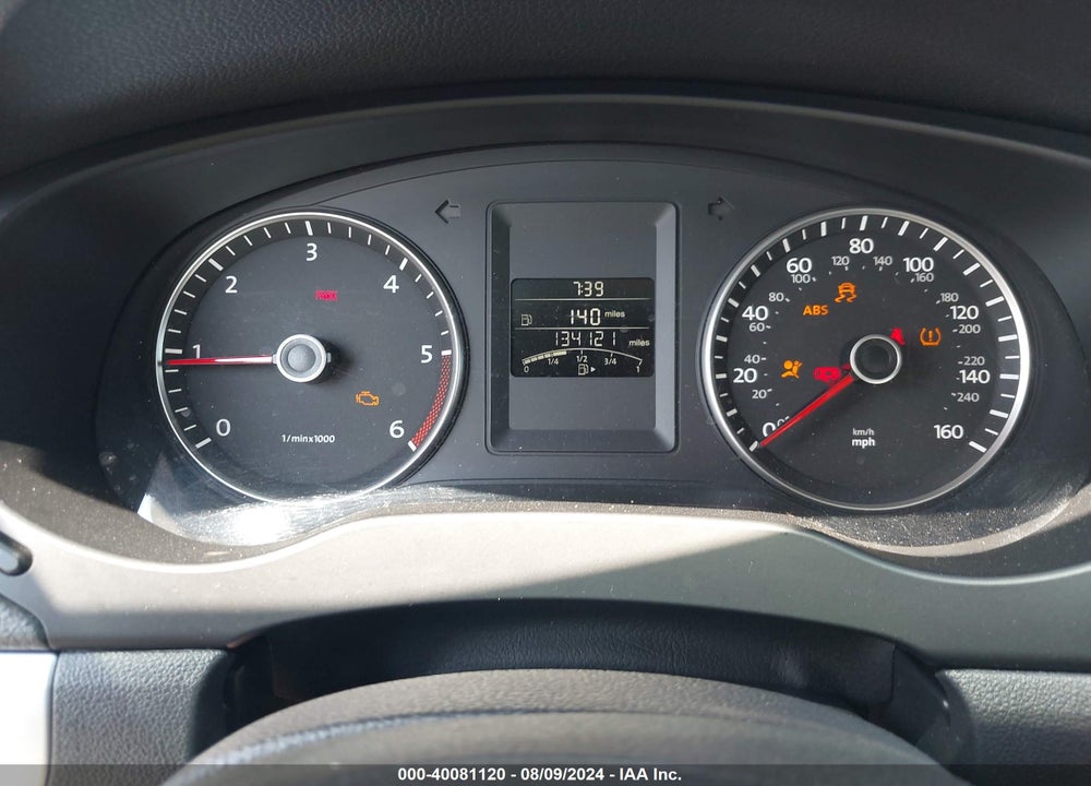 2012 VOLKSWAGEN JETTA 2.0L TDI VIN: 3VW3L7AJ0CM011759