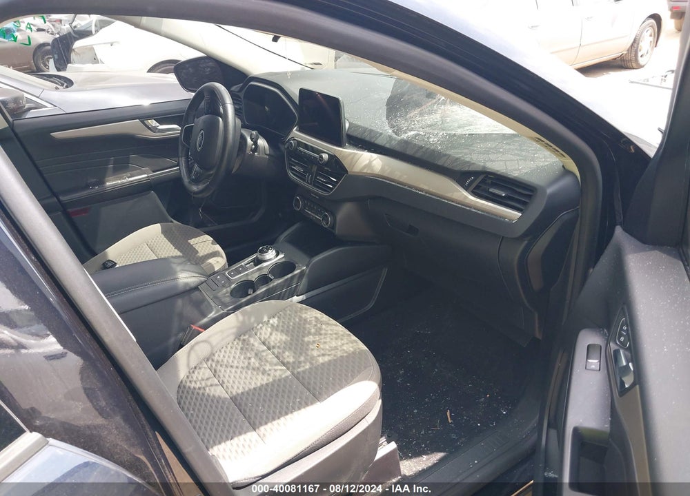 2021 FORD ESCAPE SE VIN: 1FMCU0G66MUA10523