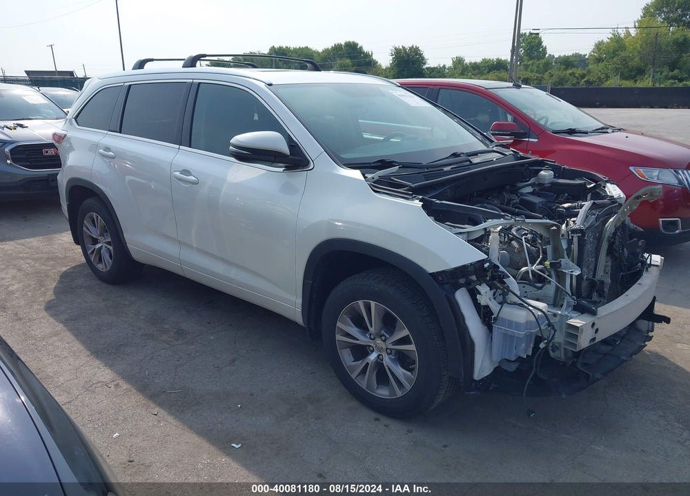 2015 TOYOTA HIGHLANDER XLE V6 VIN: 5TDJKRFH2FS108531