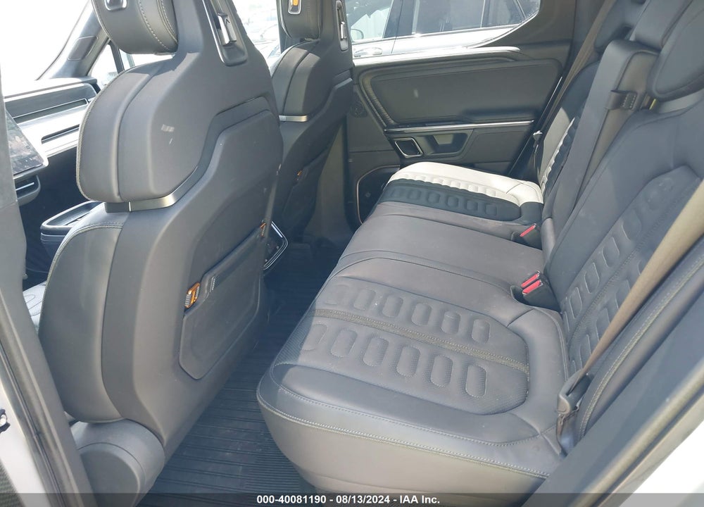 2023 RIVIAN R1T ADVENTURE QUAD-MOTOR LARGE PACK VIN: 7FCTGAAA6PN020119
