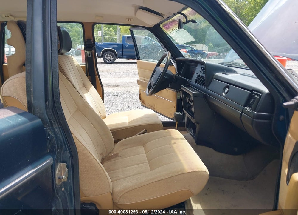 1991 VOLVO 240 VIN: YV1AA8847M1448835