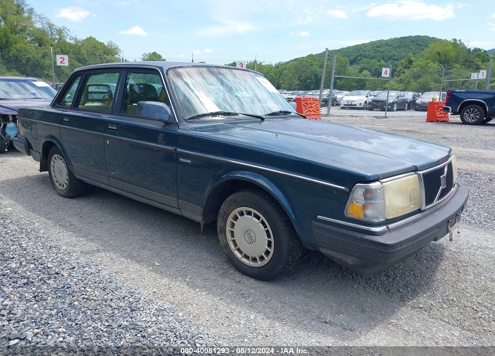 1991 VOLVO 240 VIN: YV1AA8847M1448835