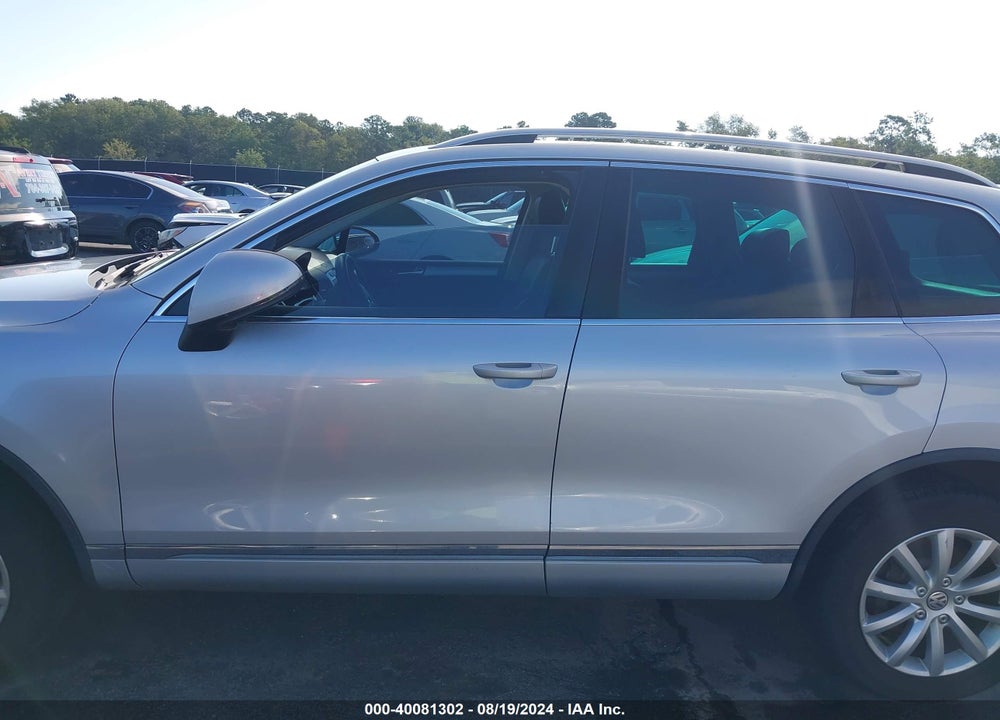 2011 VOLKSWAGEN TOUAREG VR6 SPORT VIN: WVGFF9BP9BD005194