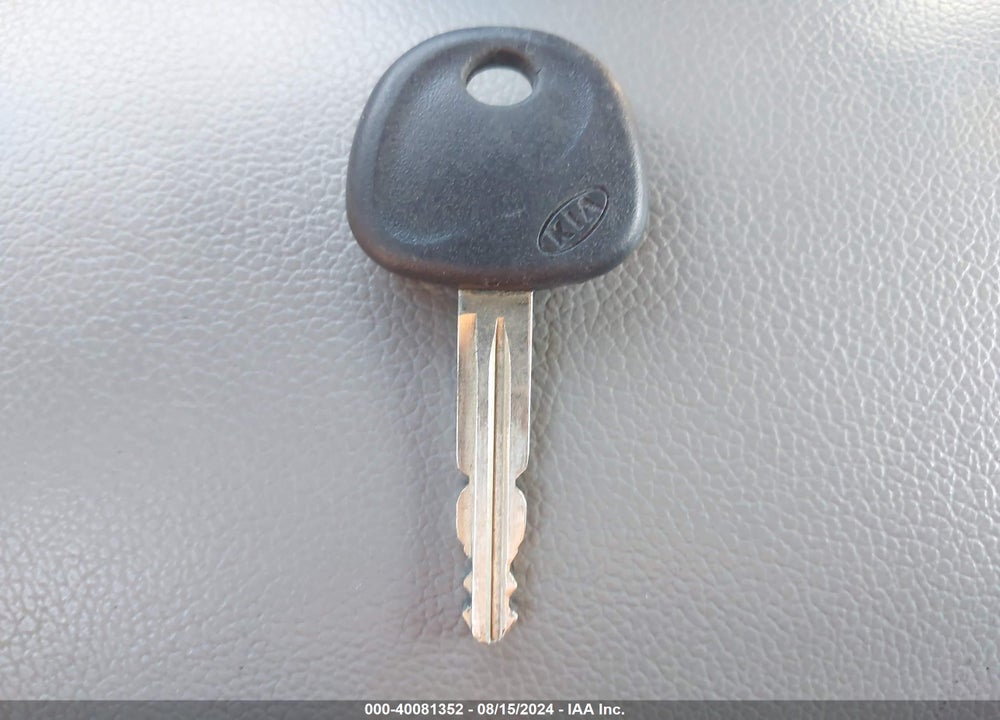 2015 KIA FORTE LX VIN: KNAFK4A68F5290592