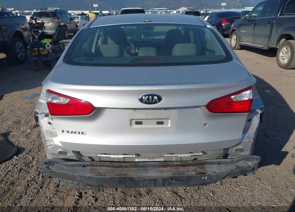 2015 KIA FORTE LX VIN: KNAFK4A68F5290592