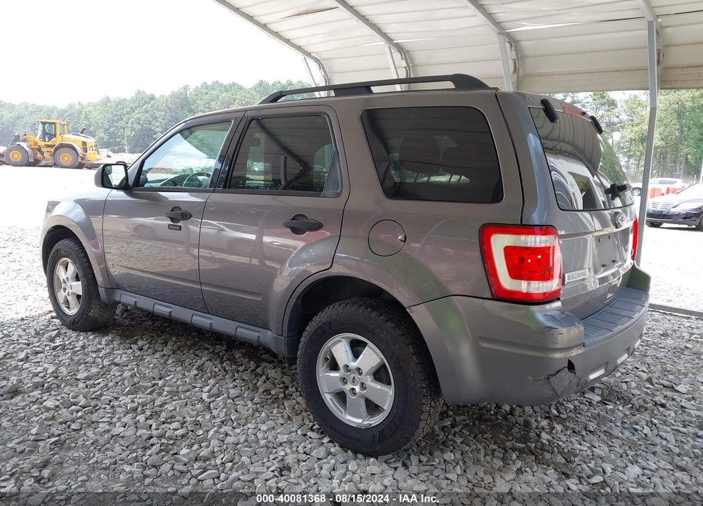 2010 FORD ESCAPE XLT VIN: 1FMCU0DG5AKC43751