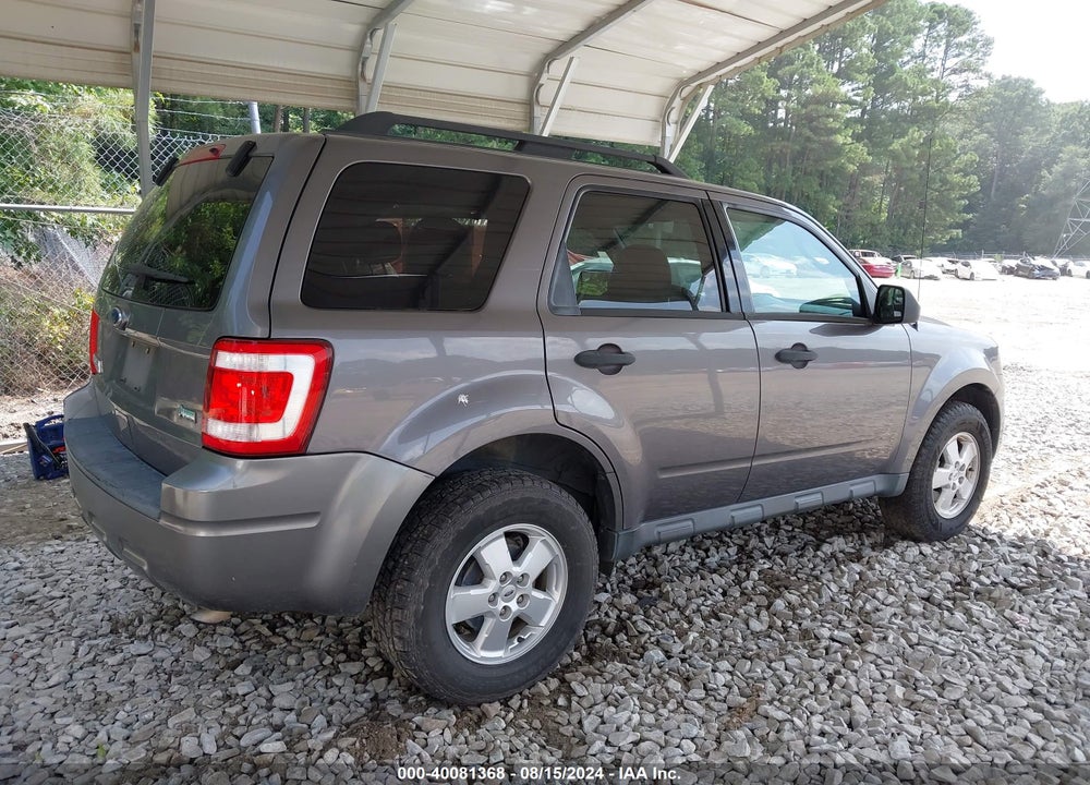 2010 FORD ESCAPE XLT VIN: 1FMCU0DG5AKC43751