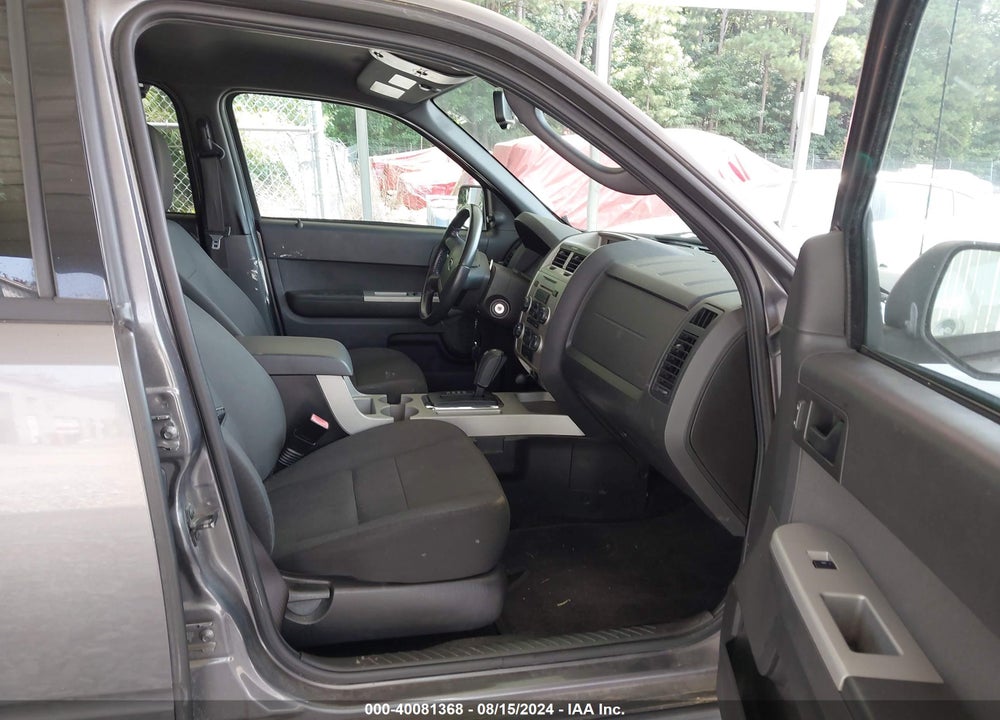 2010 FORD ESCAPE XLT VIN: 1FMCU0DG5AKC43751