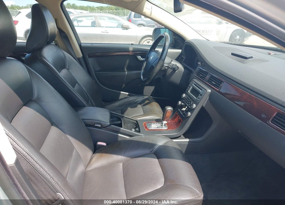 2008 VOLVO XC70 3.2 VIN: YV4BZ982081038243