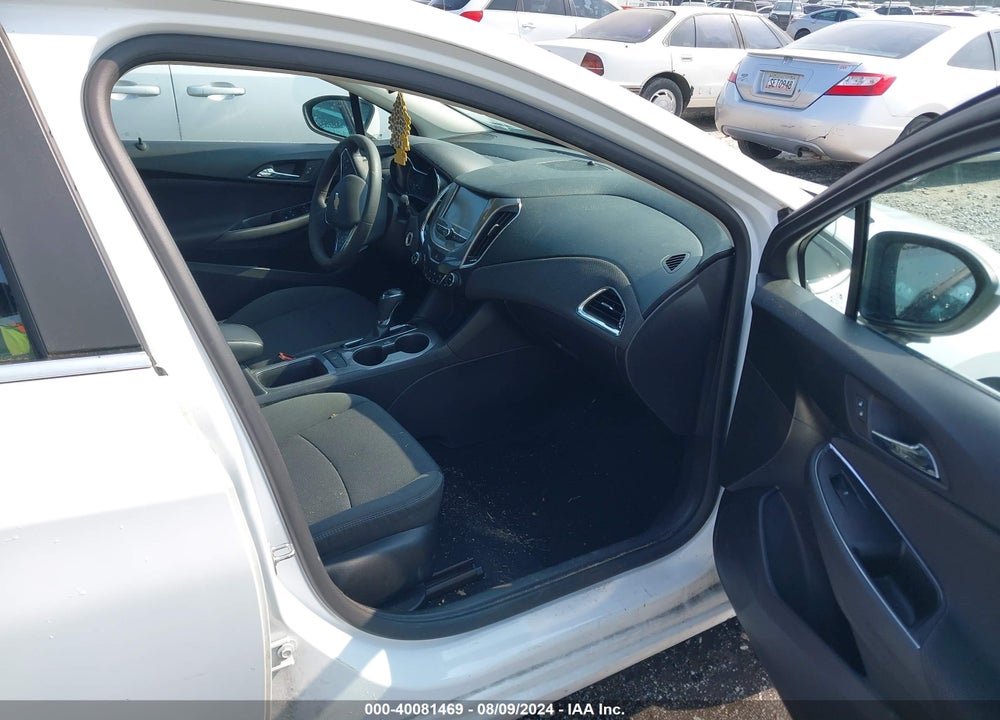 2017 CHEVROLET CRUZE VIN: 1G1BE5SM7H7146608