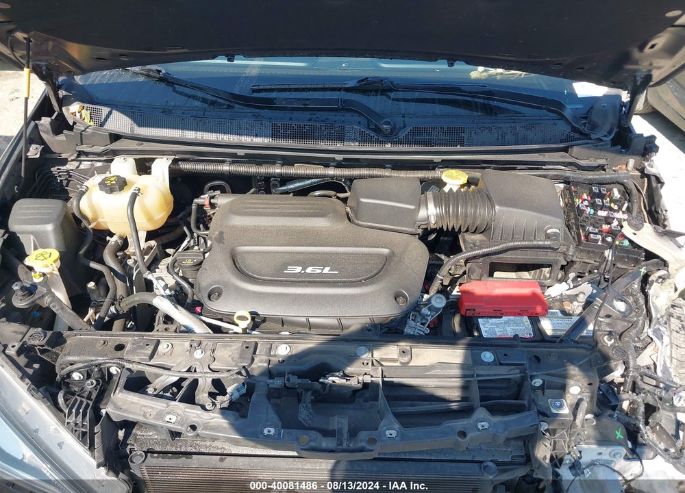 2018 CHRYSLER PACIFICA TOURING L VIN: 2C4RC1BG9JR275260