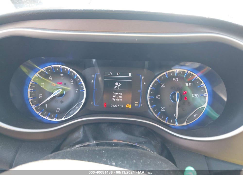 2018 CHRYSLER PACIFICA TOURING L VIN: 2C4RC1BG9JR275260