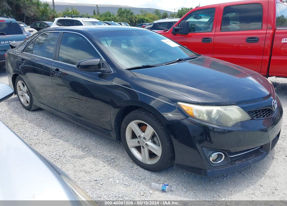 2013 TOYOTA CAMRY SE VIN: 4T1BF1FK9DU687611