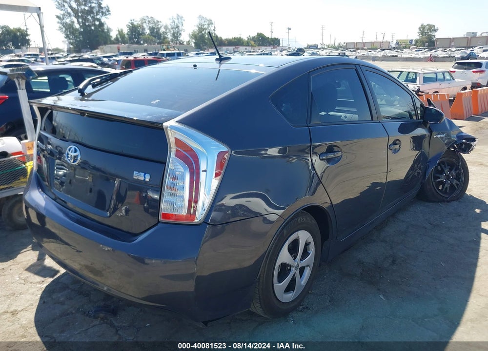 2013 TOYOTA PRIUS FOUR VIN: JTDKN3DU2D1676037
