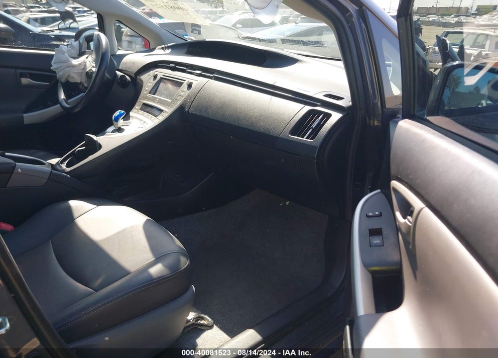 2013 TOYOTA PRIUS FOUR VIN: JTDKN3DU2D1676037