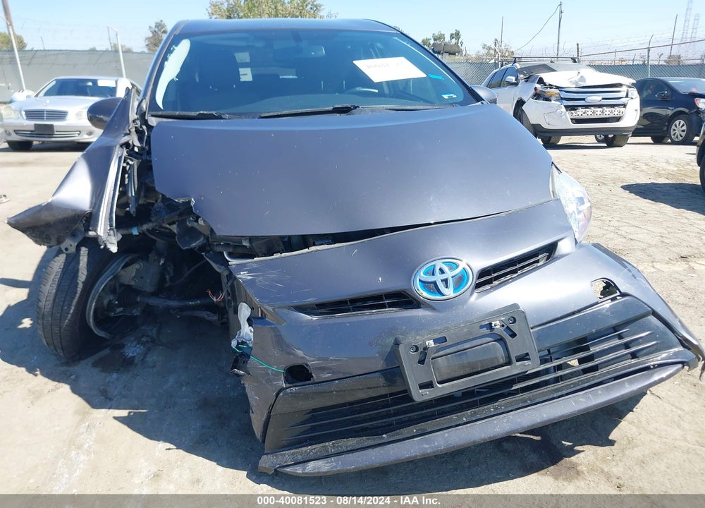 2013 TOYOTA PRIUS FOUR VIN: JTDKN3DU2D1676037